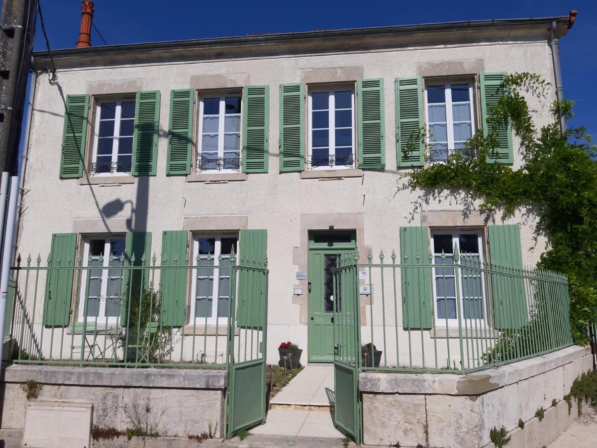 Les Volets Verts Aulnay Aulnay  Buitenkant foto